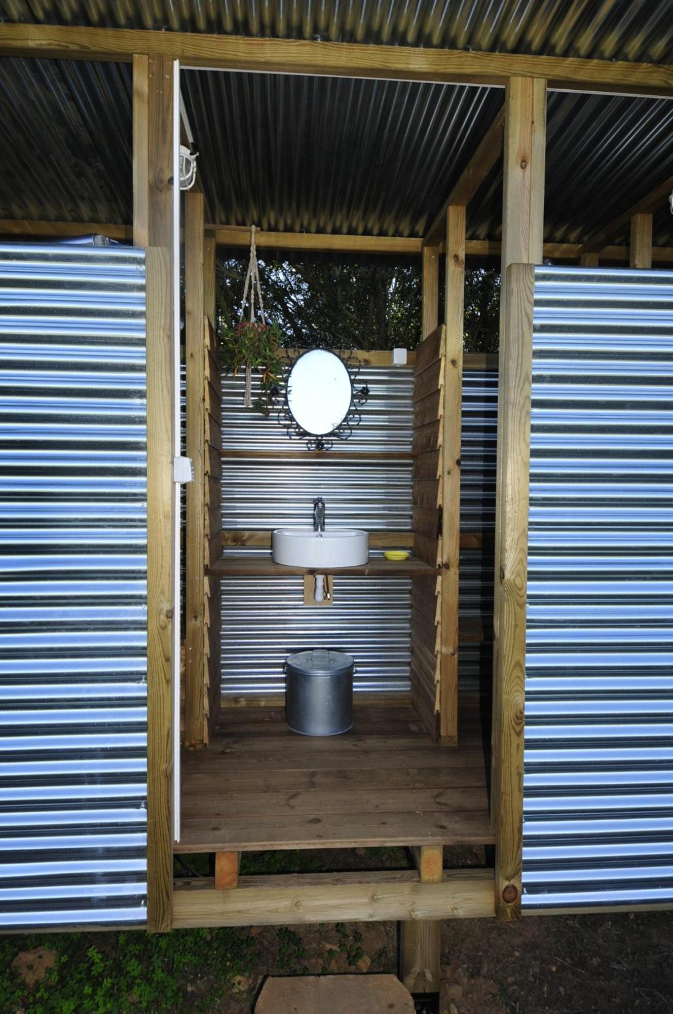 Cosy Nest In Animal Rescue Monte Dos Vagabundos Hotel Sao Teotonio Exterior photo